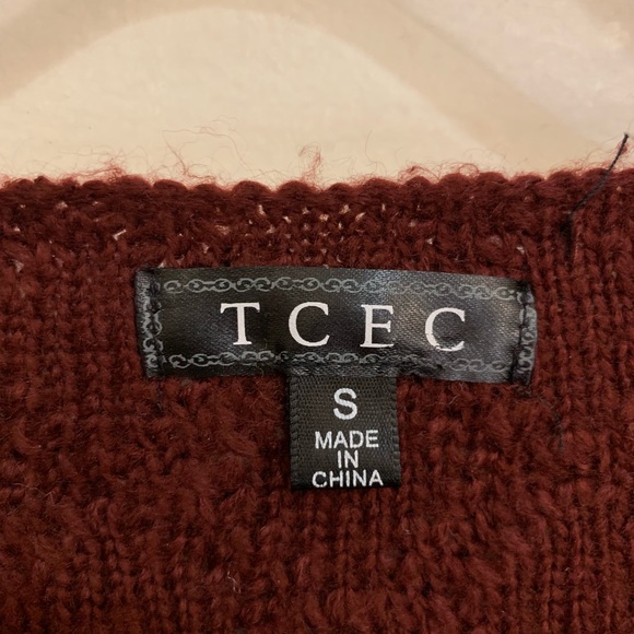 TCEC crimson red sweater - Picture 2 of 4